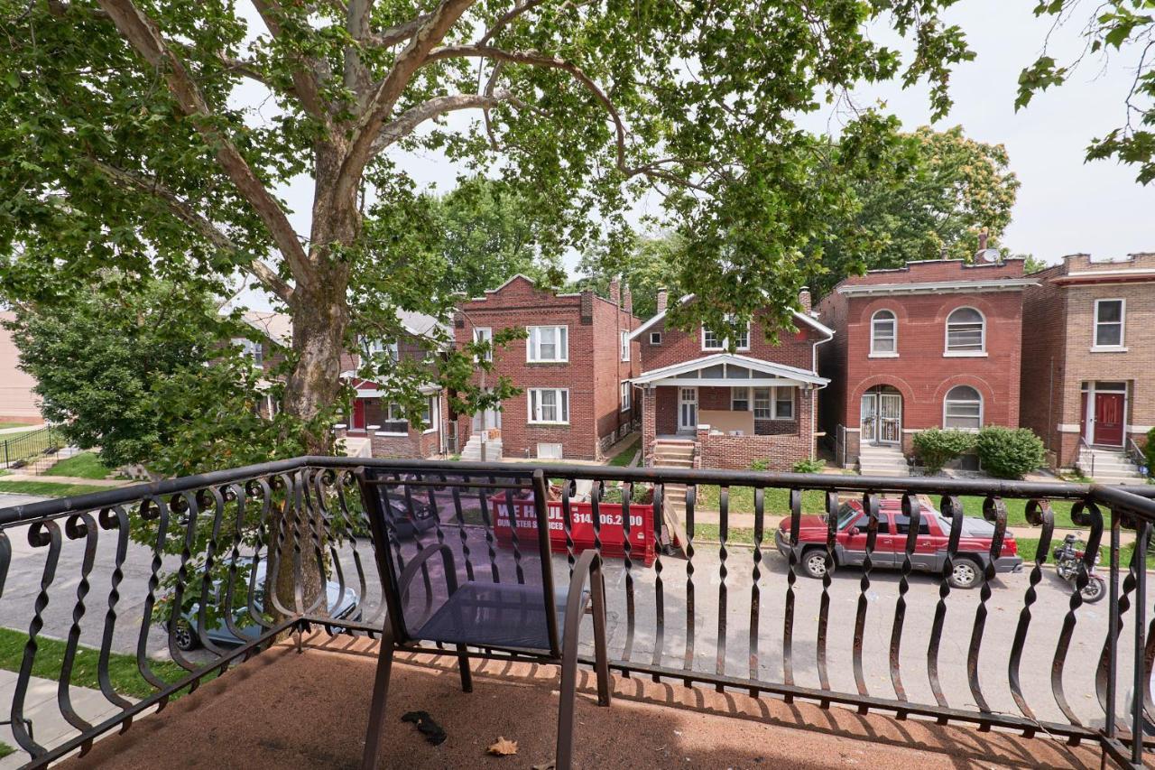 1 Bd Apt Near Forest Park, Science Center & Dining Tower Grove Екстер'єр фото